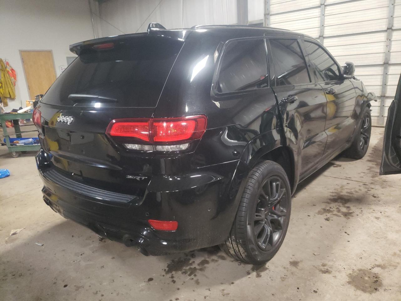 2017 Jeep Grand Cherokee 1C4RJFDJ1HC804182