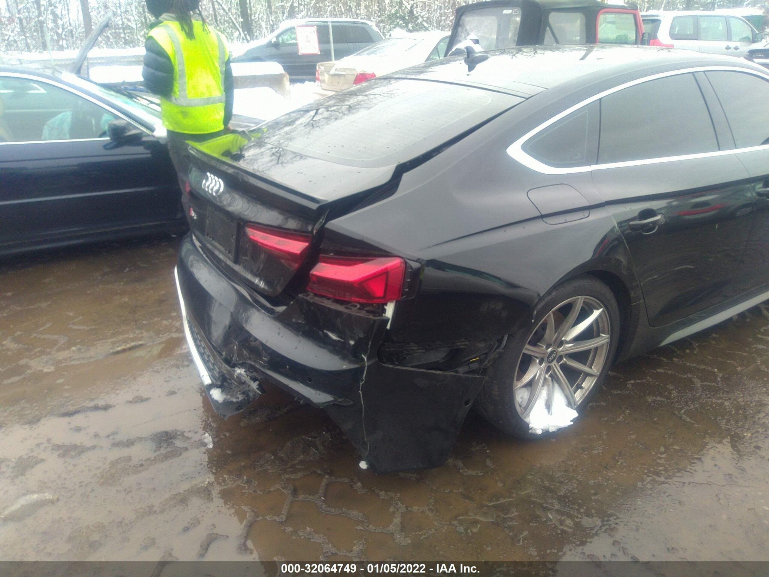 2021 Audi RS5 WUAAWCF57MA902199