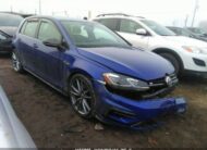 2018 Volkswagen Golf WVWVF7AU1JW098131