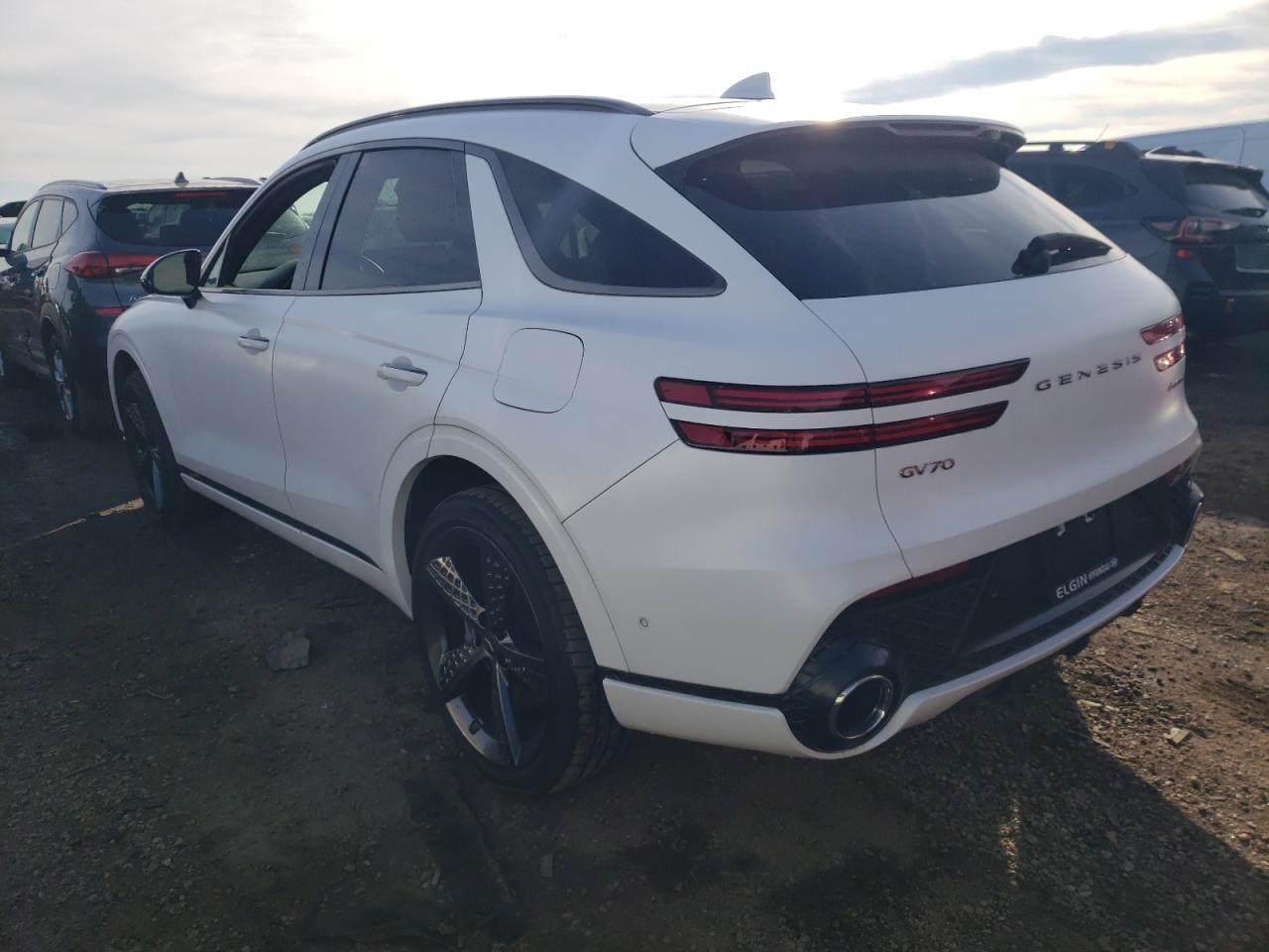 2022 Genesis GV70 KMUMCDTC6NU018831