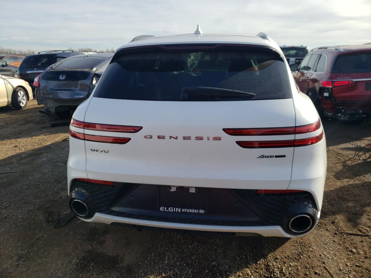 2022 Genesis GV70 KMUMCDTC6NU018831