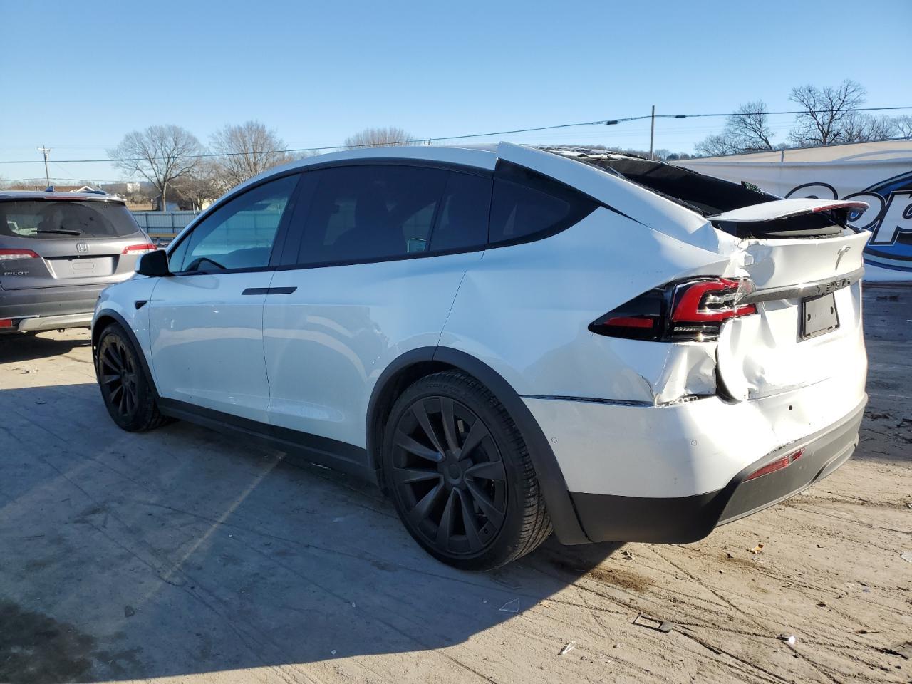 2023 Tesla Model X 7SAXCAE54PF367658