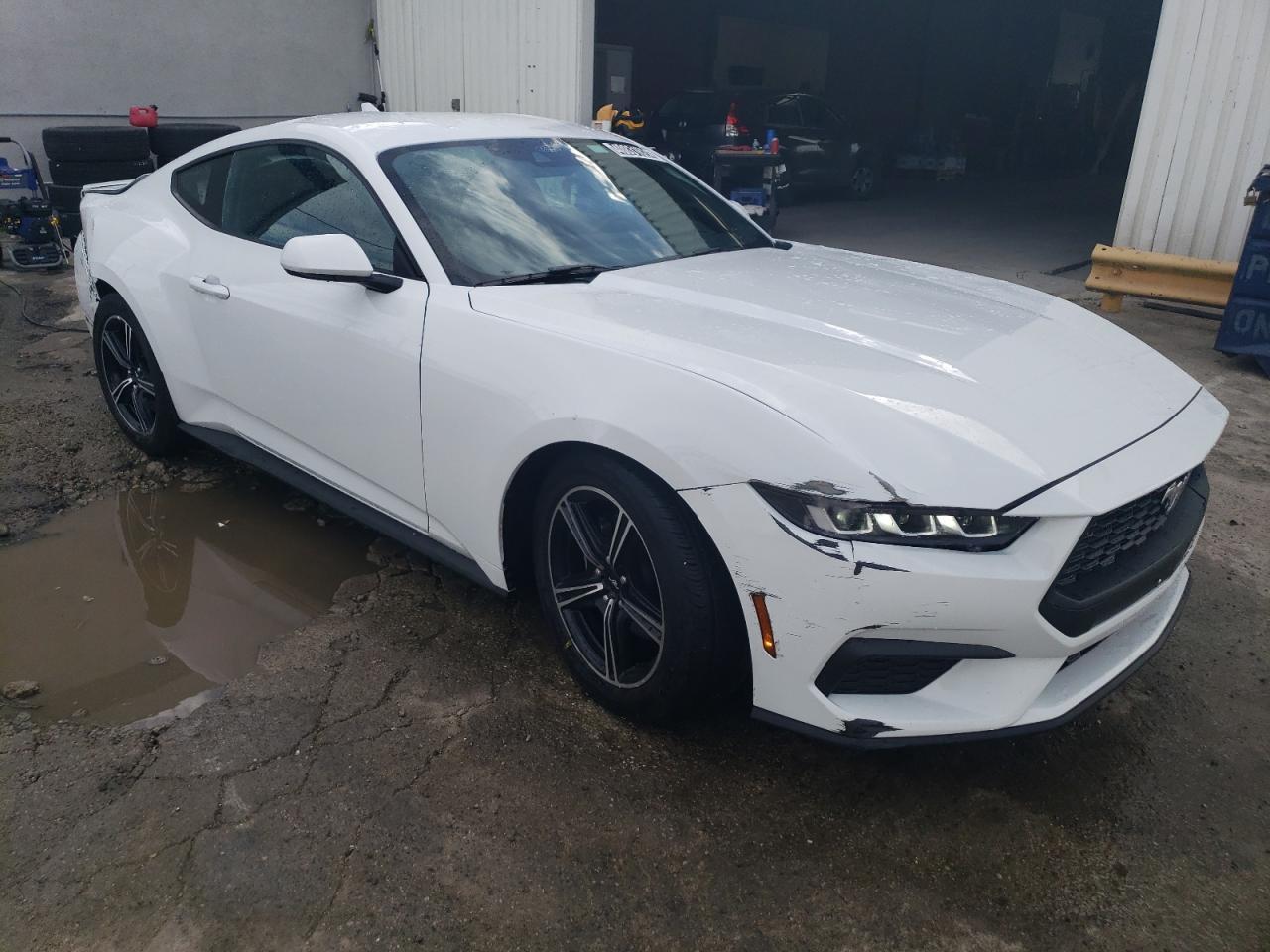 2024 Ford Mustang 1FA6P8TH2R5113265